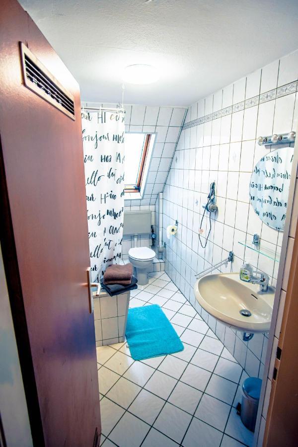 Apartment Rheinterrasse 2 *
